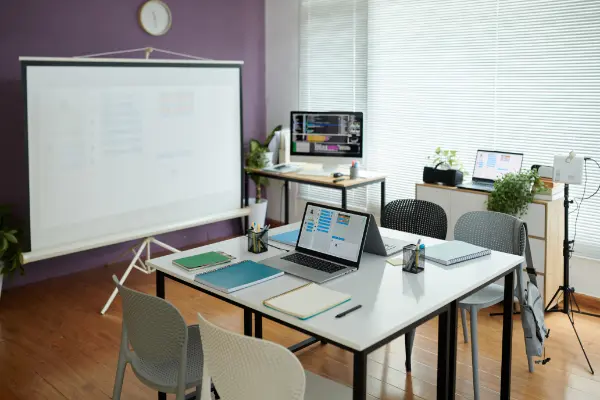 Maximizing Productivity Best Practices for Meeting Room Management