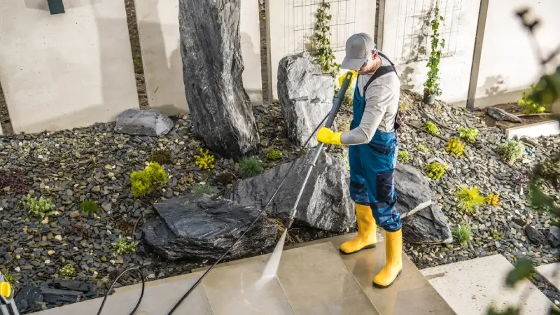 Compound Cleaning Services in Jeddah - CFM